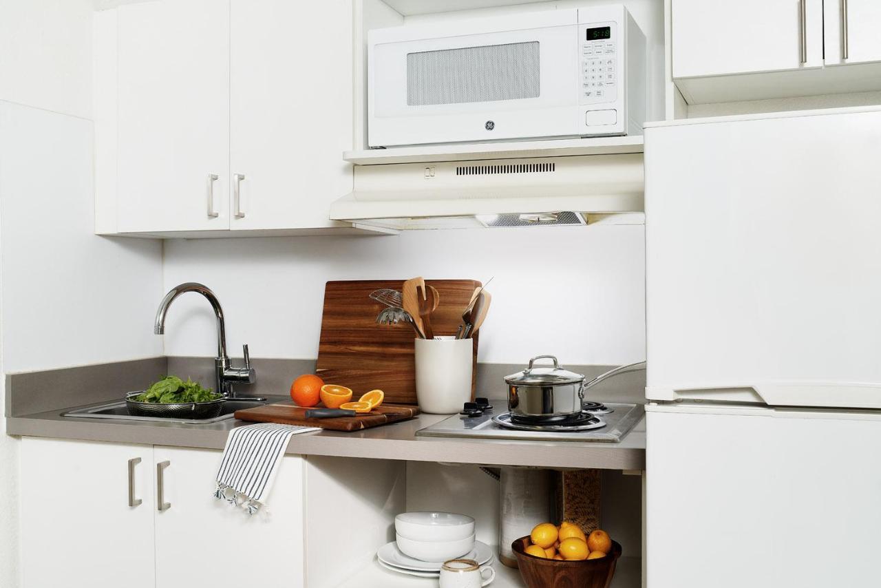 Intown Suites Extended Stay Atlanta Ga - Ksu 케네쏘 외부 사진
