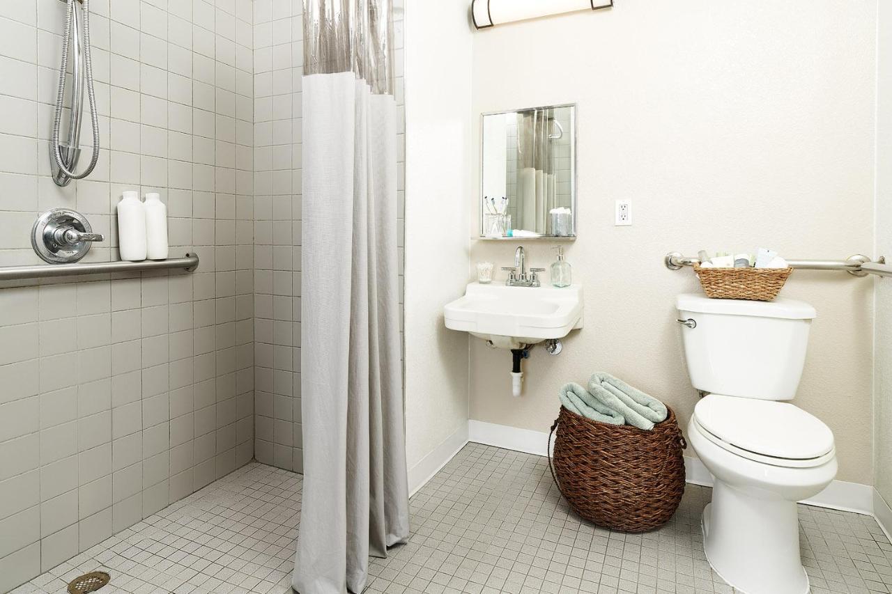 Intown Suites Extended Stay Atlanta Ga - Ksu 케네쏘 외부 사진